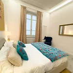 Casa Viberti, Dimora Storica Con Vista Mozzafiato Sulle Langhe * Serralunga d'Alba