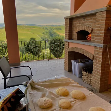Casa Viberti, Dimora Storica Con Vista Mozzafiato Sulle Langhe