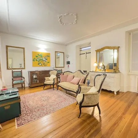 Casa Viberti, Dimora Storica Con Vista Mozzafiato Sulle Langhe *