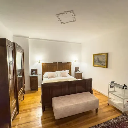 Casa de Férias Casa Viberti, Dimora Storica Con Vista Mozzafiato Sulle Langhe *