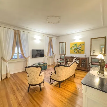 Holiday home Casa Viberti, Dimora Storica Con Vista Mozzafiato Sulle Langhe Serralunga d'Alba