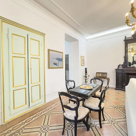 Casa Viberti, Dimora Storica Con Vista Mozzafiato Sulle Langhe Holiday home Serralunga d'Alba