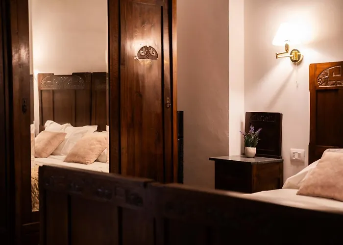 Feriehus Casa Viberti, Dimora Storica Con Vista Mozzafiato Sulle Langhe Serralunga d'Alba