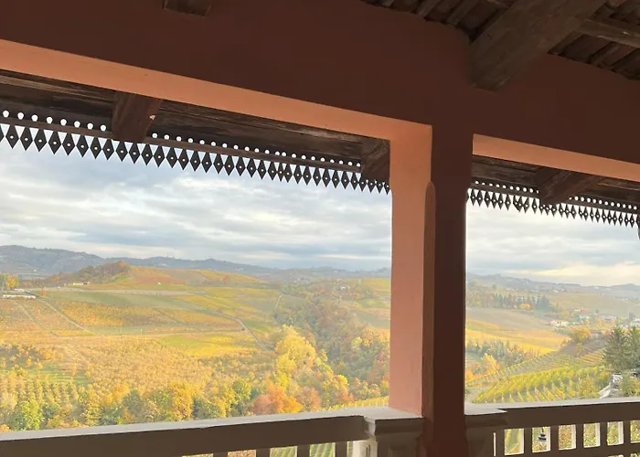Casa Viberti, Dimora Storica Con Vista Mozzafiato Sulle Langhe