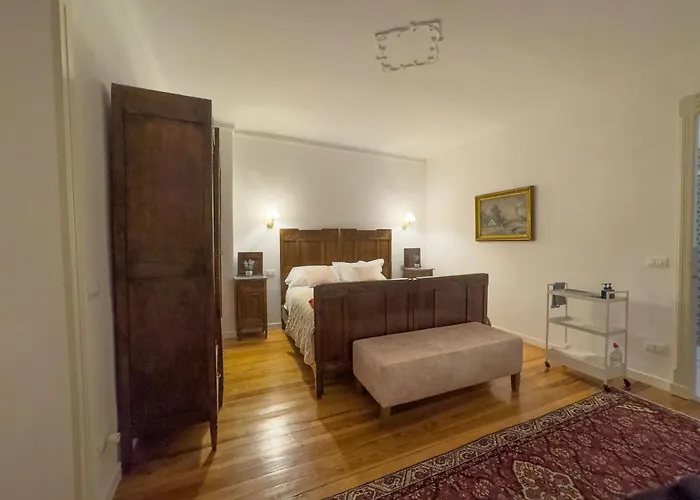 Casa Viberti, Dimora Storica Con Vista Mozzafiato Sulle Langhe *