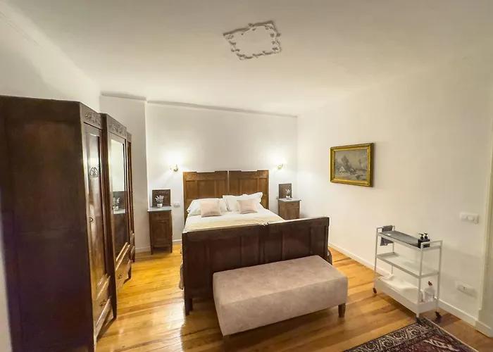 Feriehus Casa Viberti, Dimora Storica Con Vista Mozzafiato Sulle Langhe *