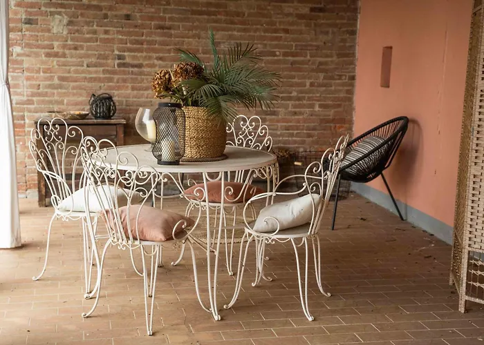 Casa Viberti, Dimora Storica Con Vista Mozzafiato Sulle Langhe *